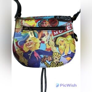 - Icon Los Angeles Wearable Art Bag